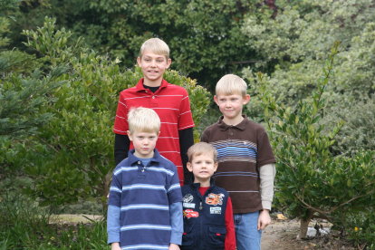 boys2sm.jpg
