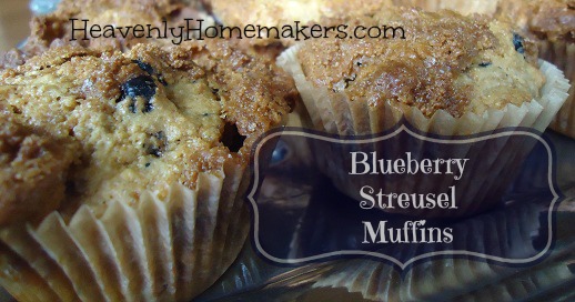 blueberry_streusel_muffin