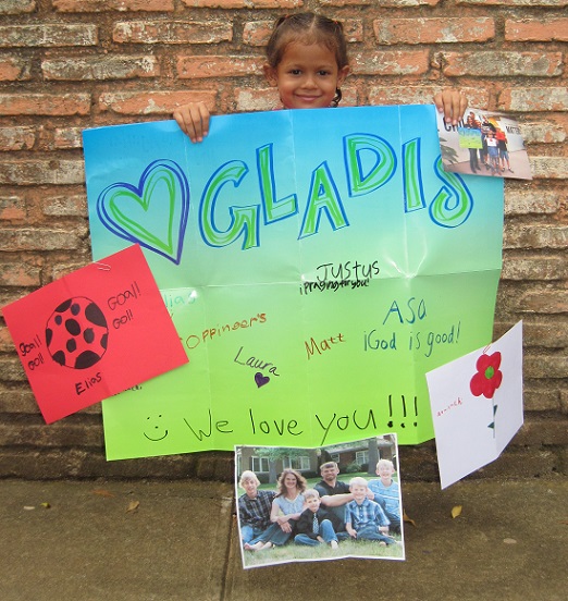 Gladis with poster 1
