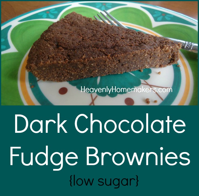 Dark Chocolate Fudge Brownies {Low Sugar}